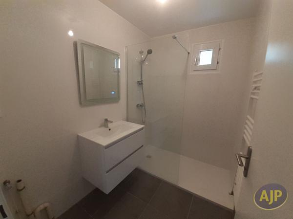 Appartement à louer Redon : 3 pièces, 59m² avec 2 chambre(s) à 725€ - AJP Immobilier Redon