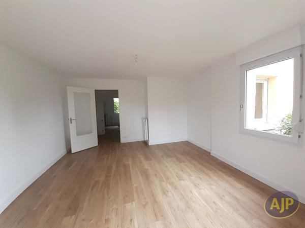 Appartement à louer Redon : 3 pièces, 59m² avec 2 chambre(s) à 725€ - AJP Immobilier Redon
