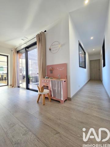 Maison à vendre 6 pièces 275 m² Pia