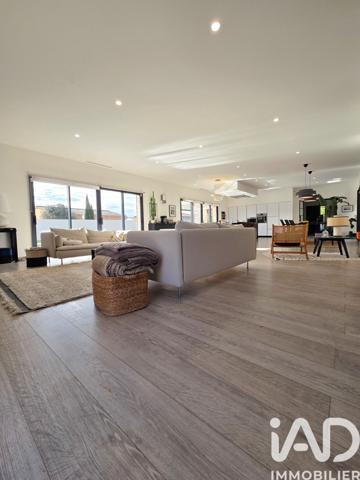 Maison à vendre 6 pièces 275 m² Pia