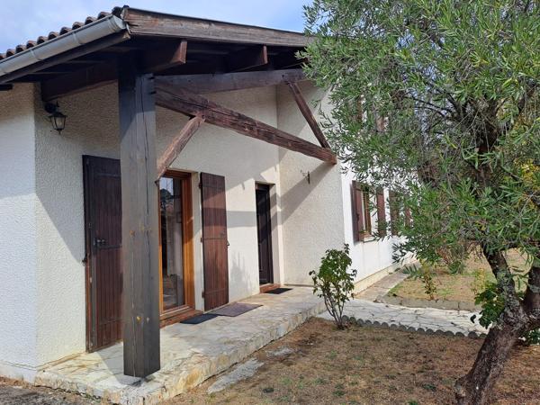 Maison familiale avec piscine à Léognan