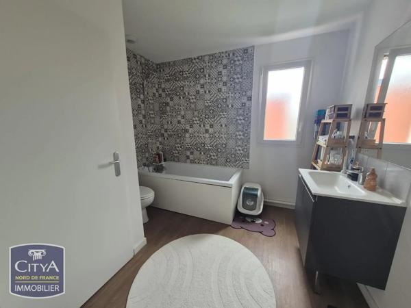 Maison à louer 4 pièces 84.65m² Valenciennes (59300)