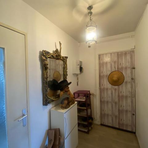 AVIGNON - APPARTEMENT A VENDRE DE TYPE 3 de 71 m² AVEC BALCON - CAVE - GARDIN - PAYSAGISTE - PORTAIL ELECTRIQUE