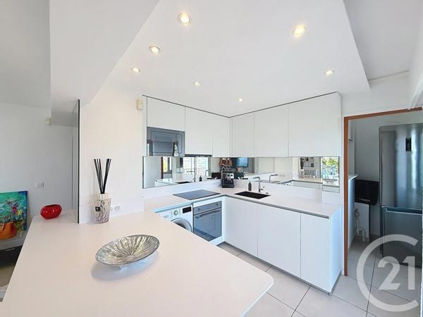 Appartement F3 à vendre  3 pièces - 75,76 m 2   VALLAURIS  - 06