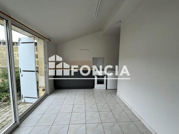 Location Maison 2 pièces 30.3 m² - 5 RUE PASTEUR Saumur 49400