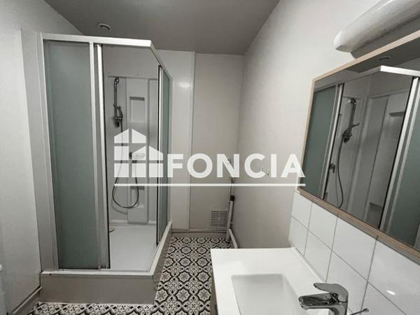 Location Maison 2 pièces 30.3 m² - 5 RUE PASTEUR Saumur 49400