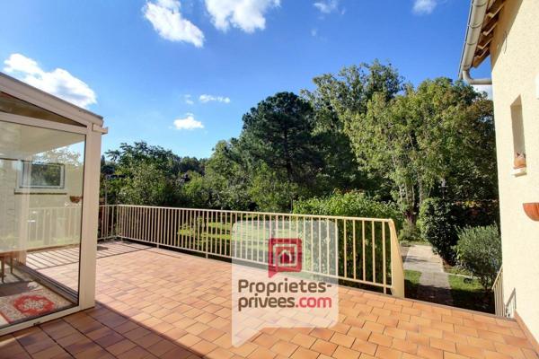 MAISON de CHARME AVEC PONTON PRIVE SUR LE LOING - TERRAIN d'environ 6000 m2 dont parcelle constructible - 10 mn de MONTARGIS