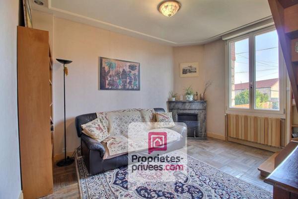 MAISON de CHARME AVEC PONTON PRIVE SUR LE LOING - TERRAIN d'environ 6000 m2 dont parcelle constructible - 10 mn de MONTARGIS