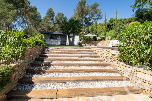 Maison à vendre  6 pièces - 190,03 m2 LA FARLEDE - 83