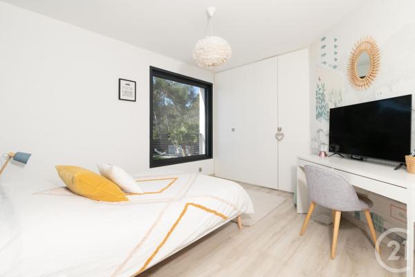 Maison à vendre  6 pièces - 190,03 m2 LA FARLEDE - 83