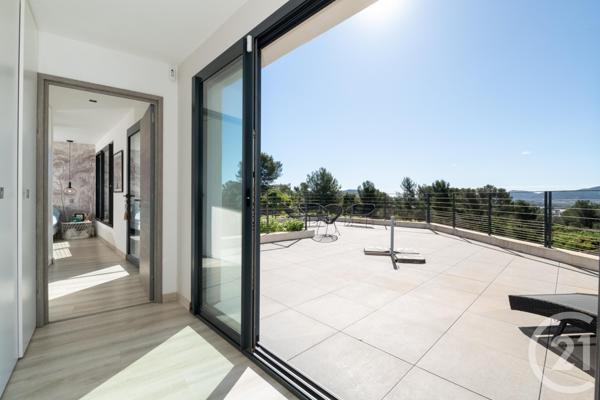 Maison à vendre  6 pièces - 190,03 m2 LA FARLEDE - 83