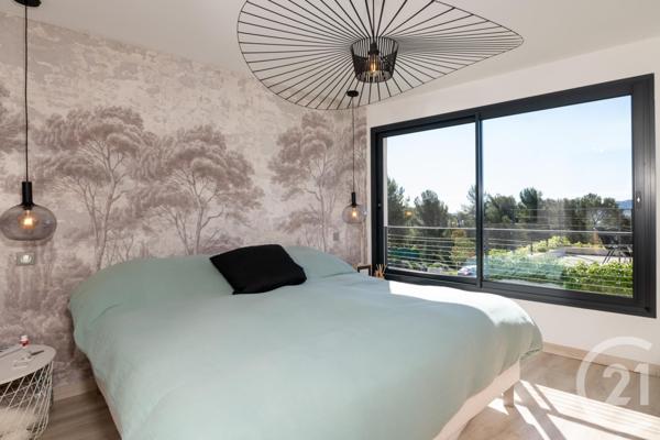 Maison à vendre  6 pièces - 190,03 m2 LA FARLEDE - 83