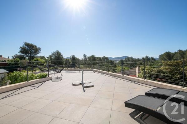 Maison à vendre  6 pièces - 190,03 m2 LA FARLEDE - 83