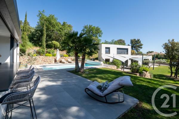 Maison à vendre  6 pièces - 190,03 m2 LA FARLEDE - 83