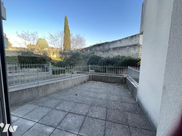 APPATEMENT T1 avec terrasse VALREAS