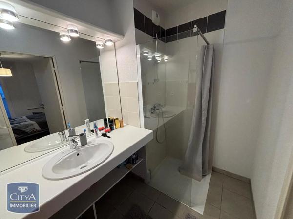 Appartement à louer 2 pièces 50.5m² Pau (64000)