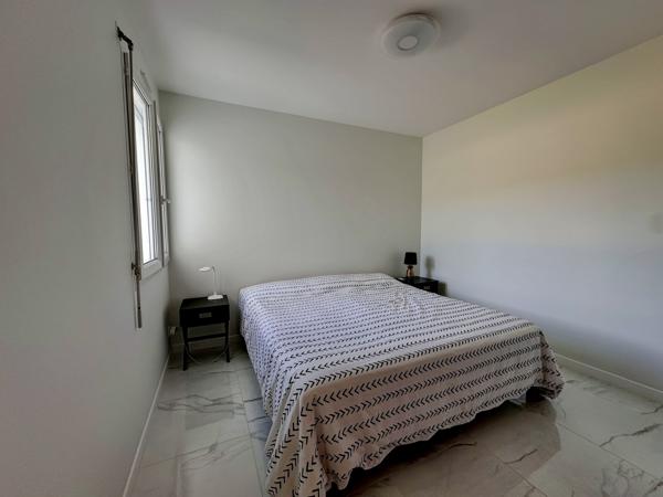 Maison d’architecte d'environ 157m² avec piscine et vue dégagée sur la campagne – Villeneuve-sur-Lot
