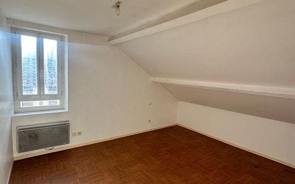 Appartement à louer    2 pièces •  Chatuzange-le-Goubet