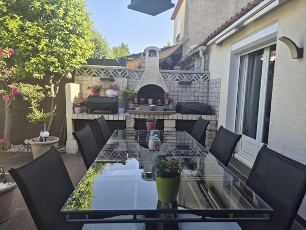 Maison  4 pièce(s) 80 m2, piscine et jardin