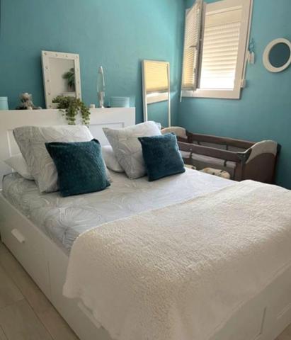 Maison  4 pièce(s) 80 m2, piscine et jardin