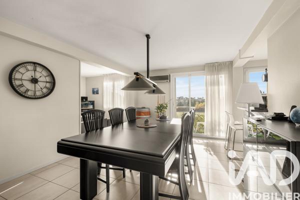 Appartement à vendre 4 pièces 81 m² Sainte-Foy-lès-Lyon
