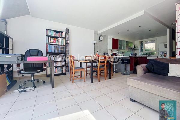 Maison à vendre 5 pièces de 82,37 m² à Jouy-le-Moutier