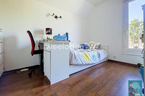 Maison à vendre 5 pièces de 82,37 m² à Jouy-le-Moutier