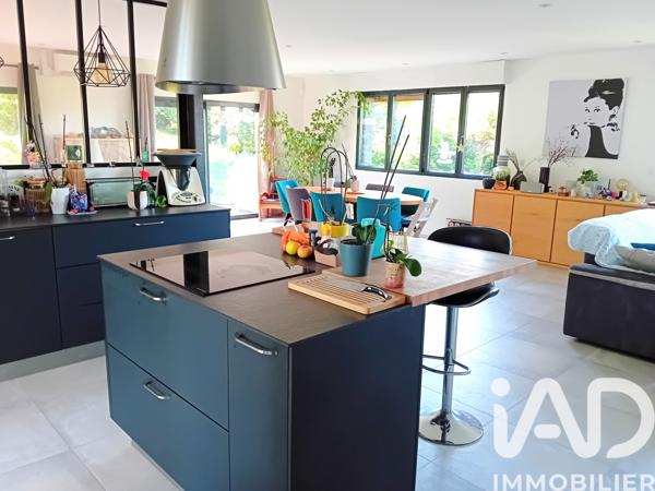 Maison à vendre 8 pièces 212 m² Longuenée-en-Anjou
