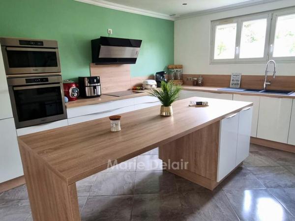 Maison  5 pièce(s) 132.11 m2