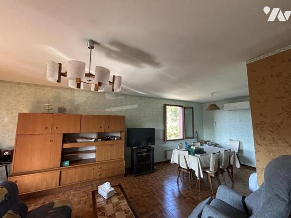 Montélimar, maison des années 80 , 90.87m2 hab, parcelle de 632m2.