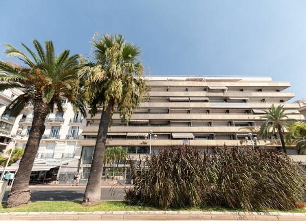 Appartement à vendre    3 pièces •  Nice