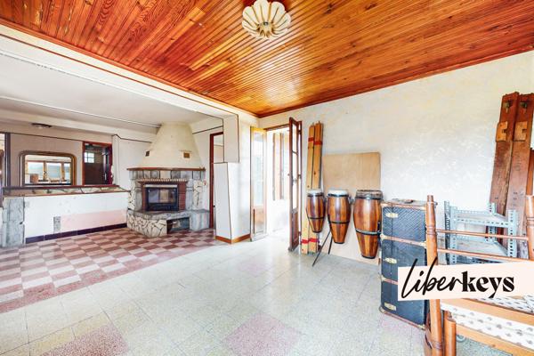 Manosque centre – Propriété de 220 m² à revaloriser sur grand terrain clos