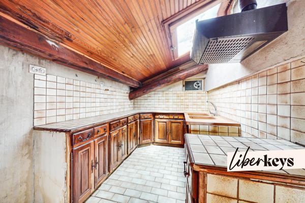 Manosque centre – Propriété de 220 m² à revaloriser sur grand terrain clos