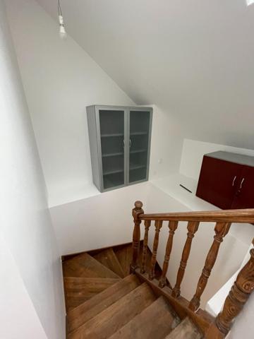 MAISON ANCIENNE AVEC JARDIN