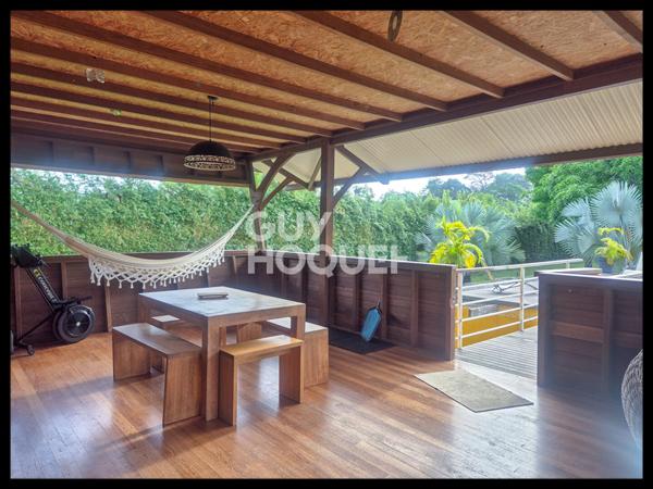 Villa meublée de Charme avec Piscine et Jardin à 10 minutes de Kourou