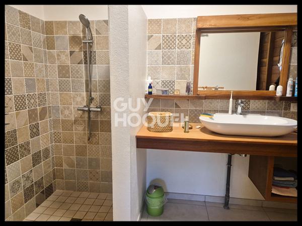 Villa meublée de Charme avec Piscine et Jardin à 10 minutes de Kourou