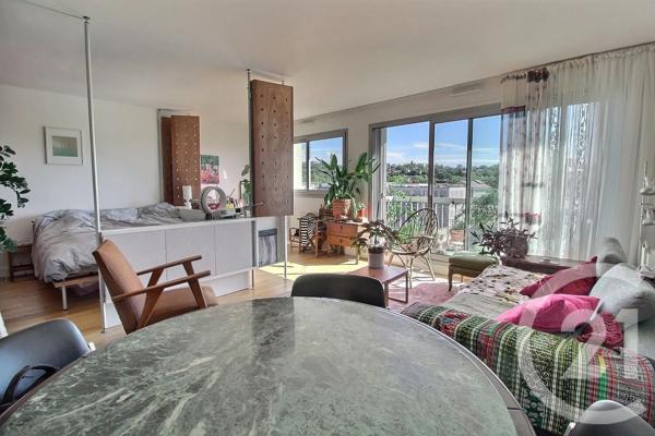Appartement F3 à vendre  3 pièces - 61 m 2   PANTIN  - 93