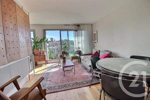 Appartement F3 à vendre  3 pièces - 61 m 2   PANTIN  - 93