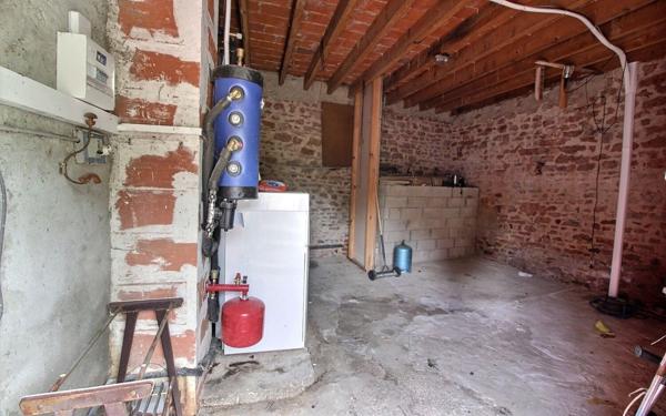 Maison à vendre    3 pièces •  Couches