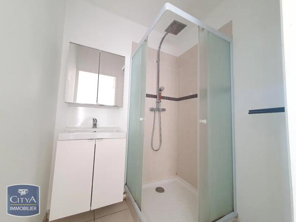 Appartement à louer 3 pièces 42.07m² Yvetot (76190)