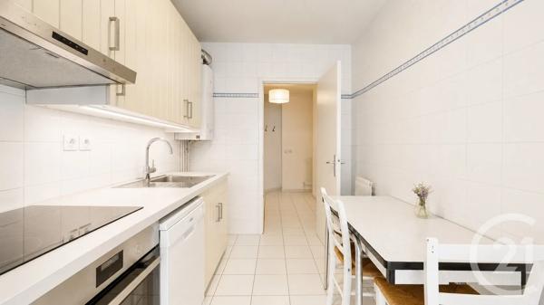 Appartement T3 à vendre  3 pièces - 67 m 2   BAYONNE  - 64