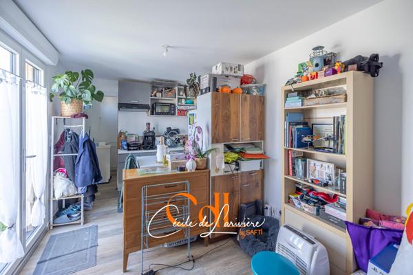 Opportunité rare pour un investissement locatif rentable, durable et sans travaux à prévoir.