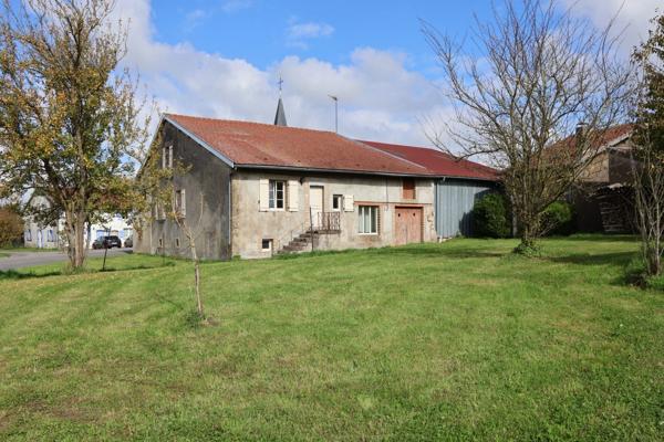🏡 À vendre – Maison à rénover de 144m² avec potentiel à Peuvillers avec un terrain de 495 m² situé en zone à bâtir- proche Belgique et Luxembourg