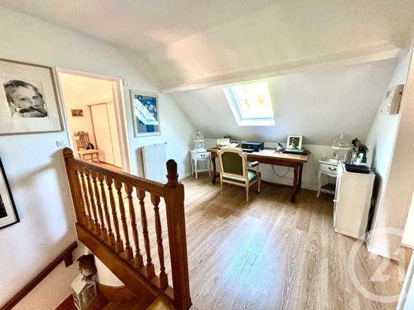 Maison à vendre  9 pièces - 203 m2 CLAYE SOUILLY - 77