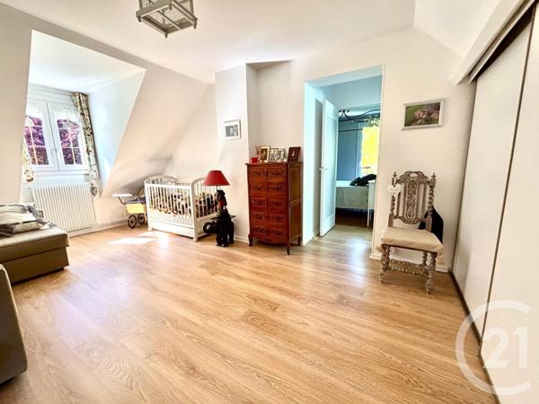 Maison à vendre  9 pièces - 203 m2 CLAYE SOUILLY - 77