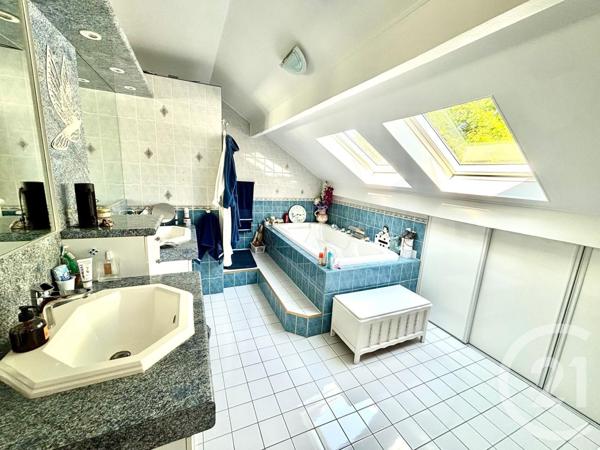 Maison à vendre  9 pièces - 203 m2 CLAYE SOUILLY - 77