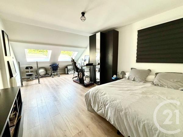 Maison à vendre  9 pièces - 203 m2 CLAYE SOUILLY - 77