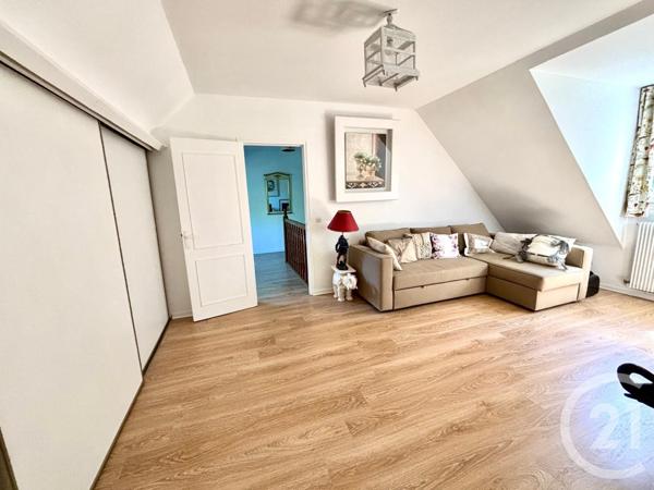 Maison à vendre  9 pièces - 203 m2 CLAYE SOUILLY - 77