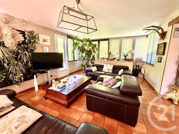 Maison à vendre  9 pièces - 203 m2 CLAYE SOUILLY - 77