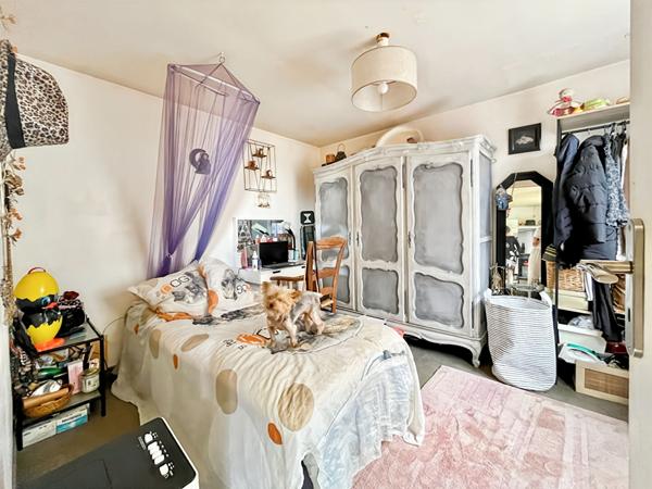 A VENDRE - Ensemble immobilier de deux maisons en location